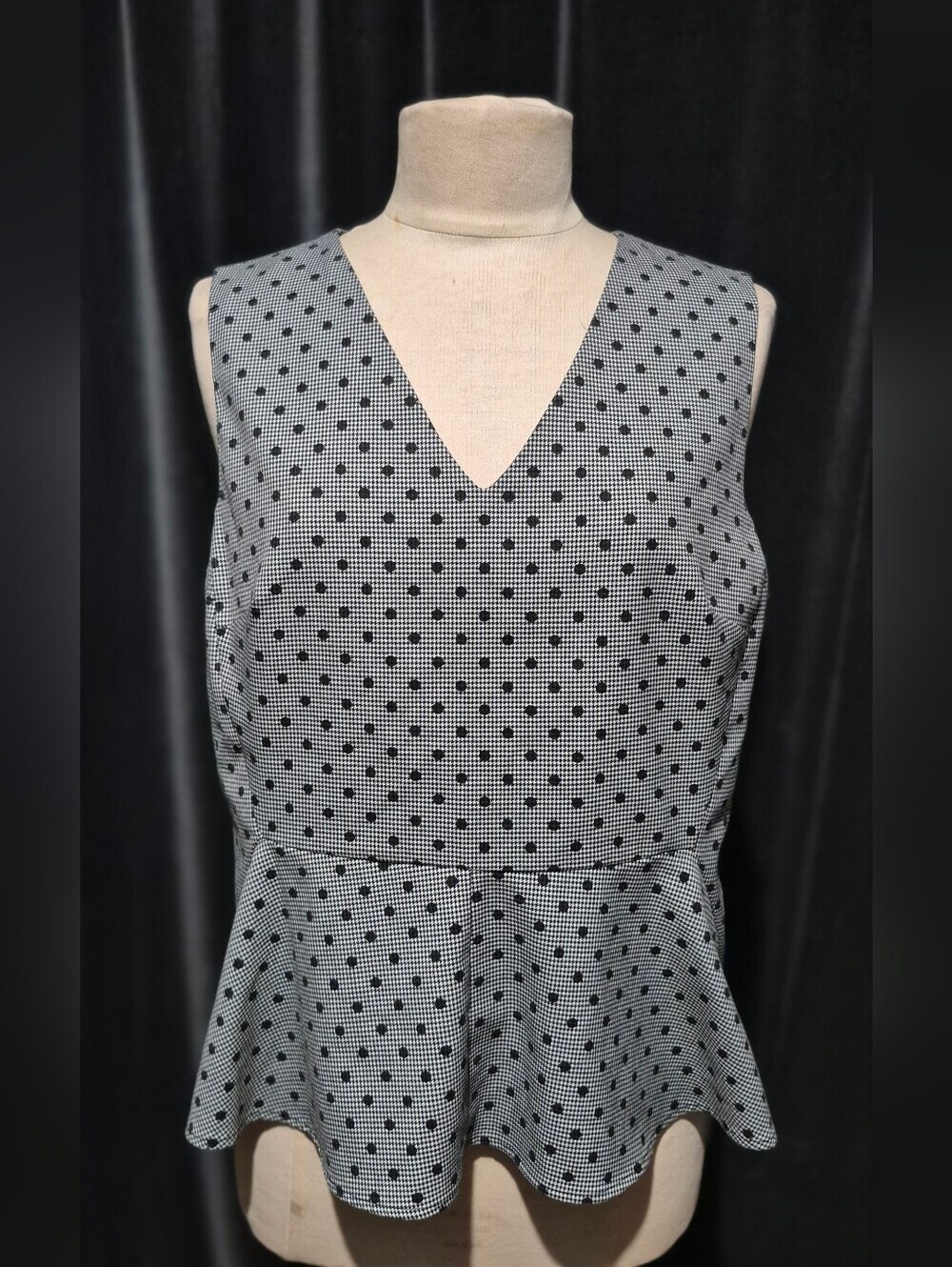Sleeveless Black & White Peplum V-Neck Blouse (Box B)